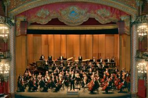 La Orquesta Sinfónica de la Universidad de Guanajuato (OSUG).